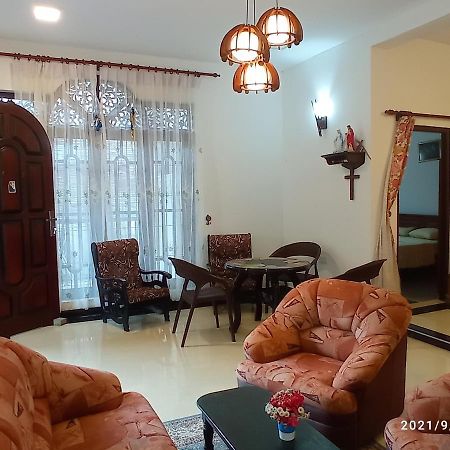 Arusha Guest House Negombo Eksteriør bilde
